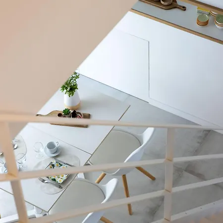 לינה וארוחת בוקר Summertime