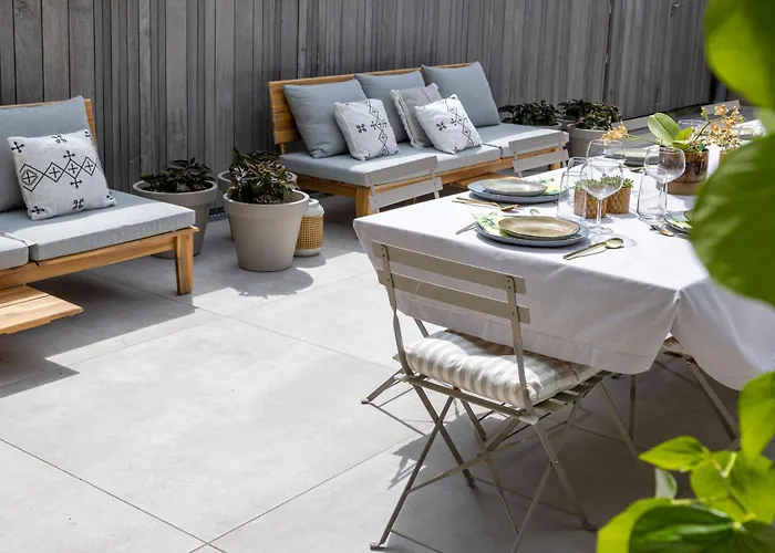 Summertime Bed & Breakfast 4*