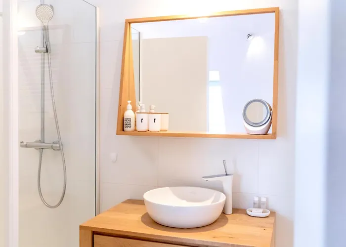 Summertime Couette-café